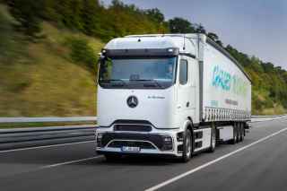 Mercedes-Benz Trucks wysyla eActrosa 600 na najwieksza jazde testowa1
